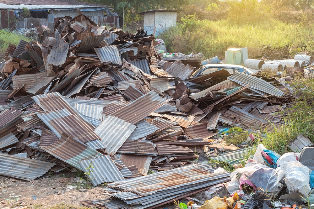 hauling debris and junk from demo site